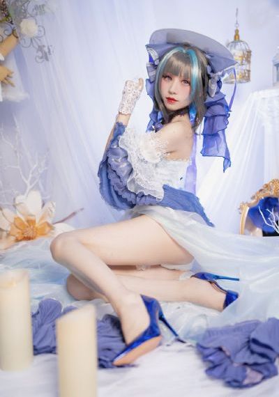 乌鸦嘴妙女郎的剧情介绍_暖暖免费观看视频